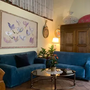 https://appartamento-nel-centro-storico.it-romehotels.com
